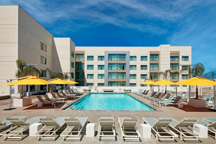 Residence Inn at Anaheim Resort/Convention Center thumb 4